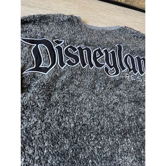 Disney Disneyland Spirit Jersey Fuzzy Sweater Adult L Gray Pullover Fleece - Picture 8 of 8